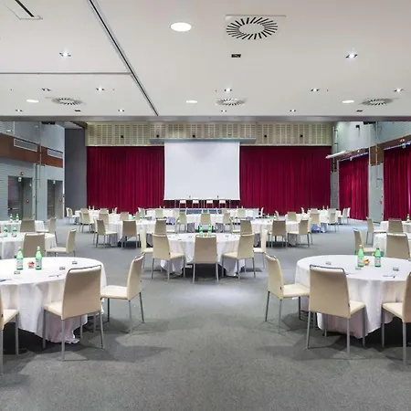 Nh Venezia Laguna Palace 4* Μέστρε