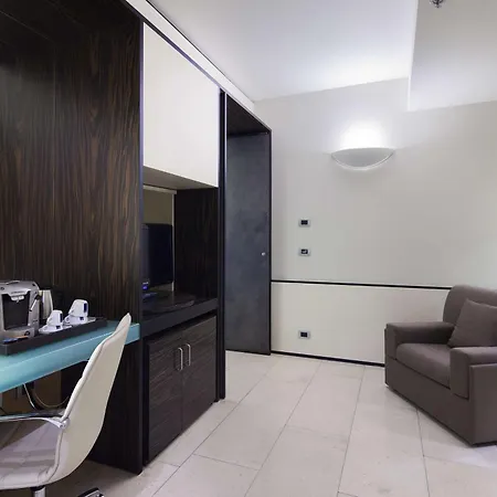 Hotel Nh Venezia Laguna Palace 4*