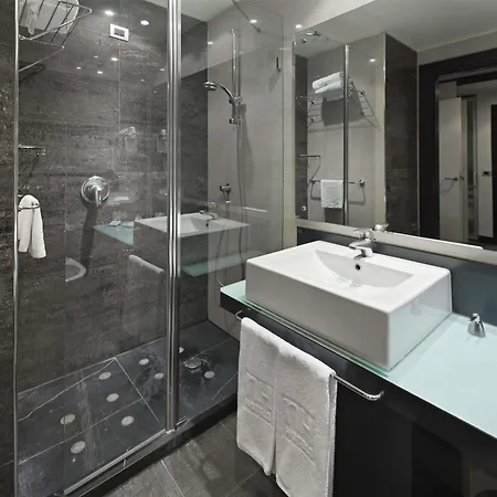 Hotel Nh Venezia Laguna Palace 4*