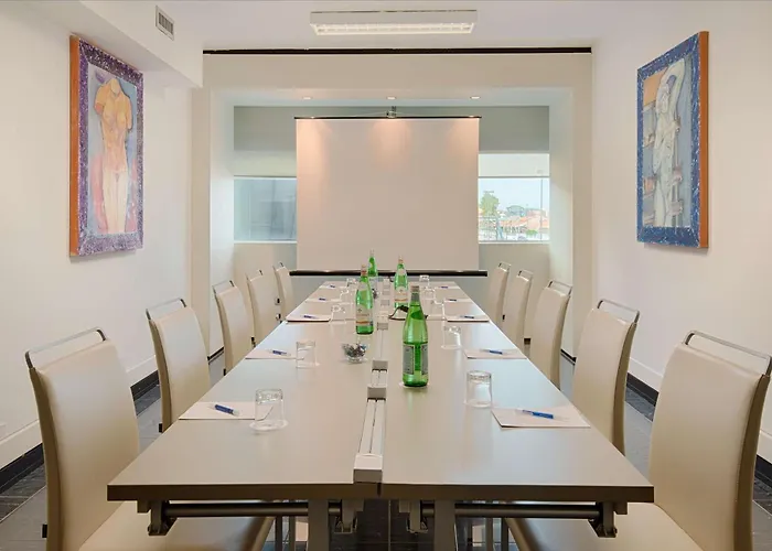 Hotel Nh Venezia Laguna Palace 4*