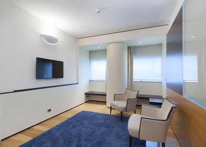 Nh Venezia Laguna Palace 4*