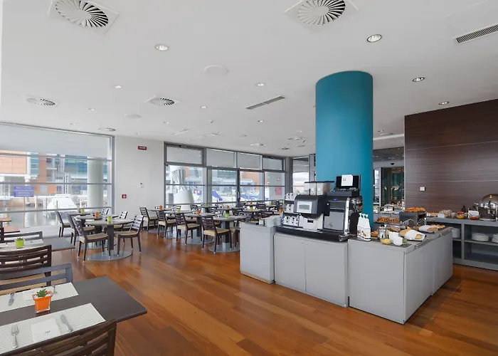 Hotel Nh Venezia Laguna Palace 4*