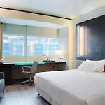 Nh Venezia Laguna Palace 4*